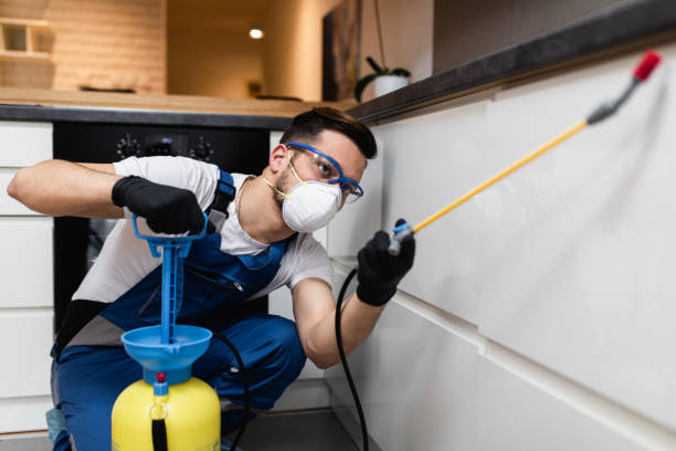Best Exterminator Services  in Shullsburg, WI